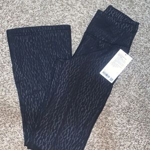 LULULEMON GROOVE FLARE NULU PANTS